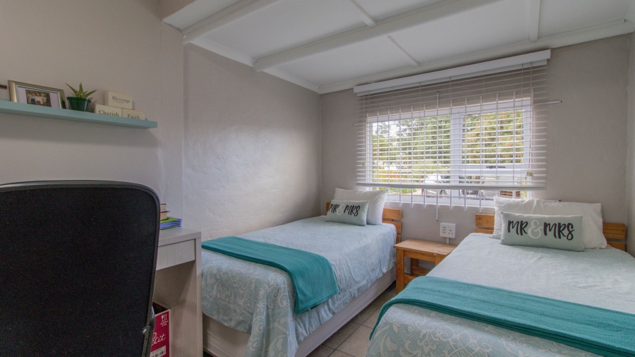 3 Bedroom Property for Sale in Hartebeesfontein Western Cape